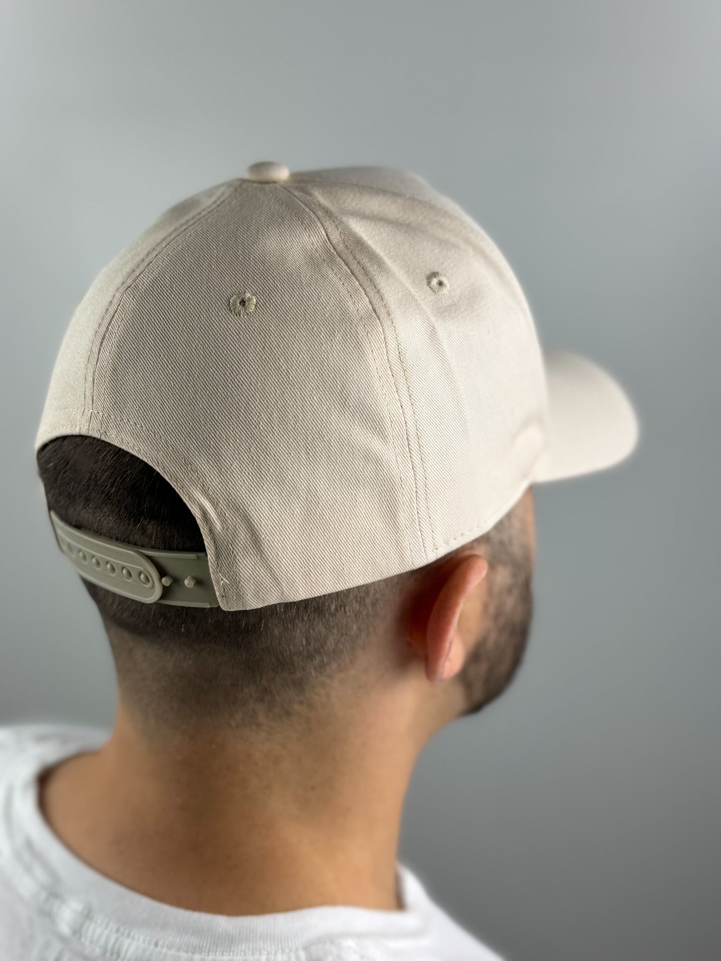 Co. Snap Back - Beige